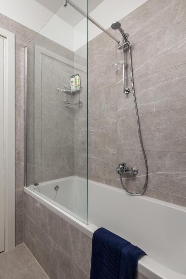 Apartman Flos Maris Rijeka Bagian luar foto